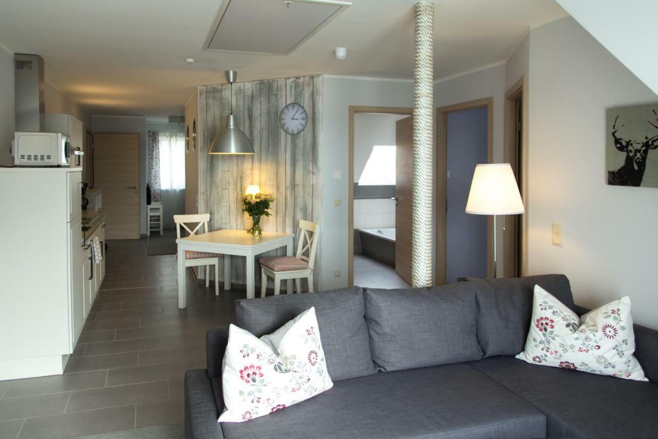 Apartment mit Balkon